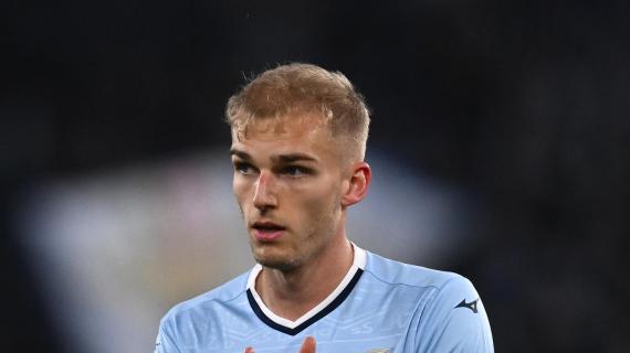 Lazio, tre calciatori a riposo a due giorni dall'Inter. Ma c'è Isaksen: è recuperato