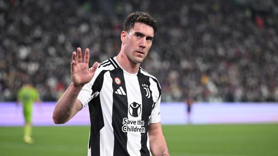 Nel futuro di Vlahovic c'è ancora Allegri? Il serbo è un'idea per l'attacco del Milan, i dettagli