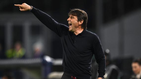 A Parma per vincere lo Scudetto, Cronache di Napoli: "È la notte del destino"