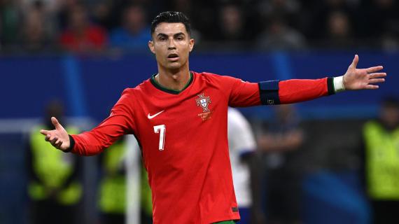 Evra racconta il litigio Ronaldo-Van Nistelrooy: fu causato da una battuta sul padre di CR7